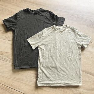 Bundle of (2) KITH Basic Cotton Crewneck T Shirts Size Medium